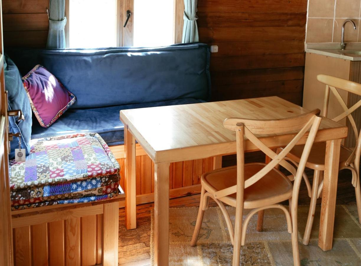 Habitat Mesire Guest House Mengen Екстериор снимка