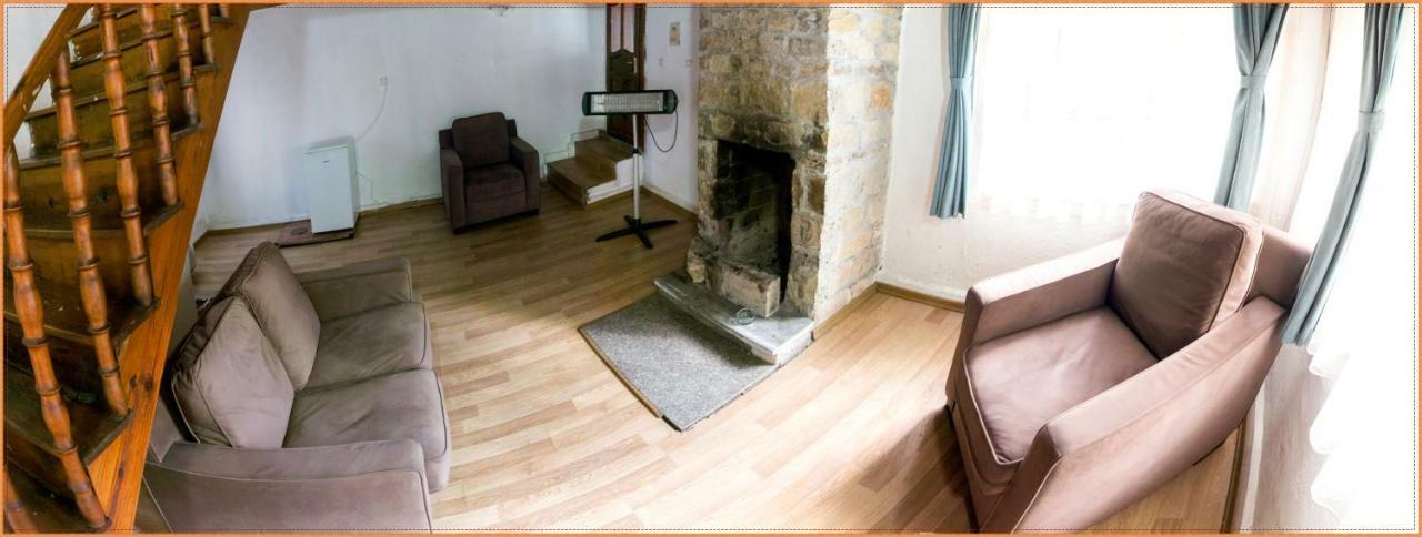Habitat Mesire Guest House Mengen Екстериор снимка